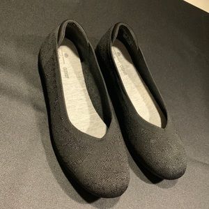 Cloudsteppers by Clarks  Knit Flats Carly Wish Black Tiger 9.5 Black NEW